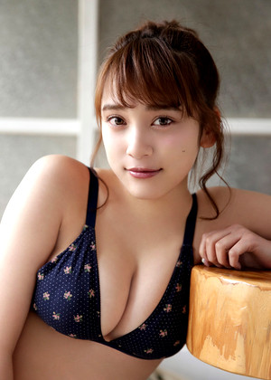 Sayaka Tomaru 都丸紗也華 anysex big-tits,bikini,jav,av,sexy-girl,pretty-woman,巨乳,水着,AV女優
